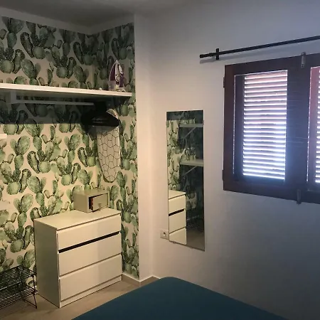 Apartmán Panelos B1 *
